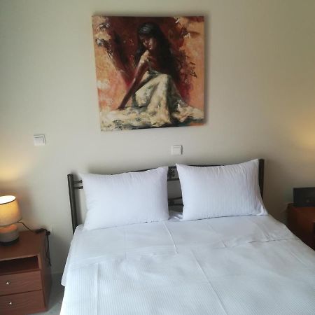 Apartment Ey Zhn Nea Chili Bagian luar foto