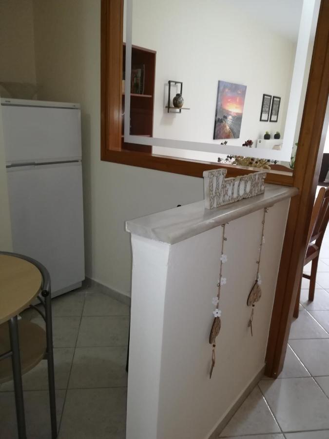 Apartment Ey Zhn Nea Chili Bagian luar foto
