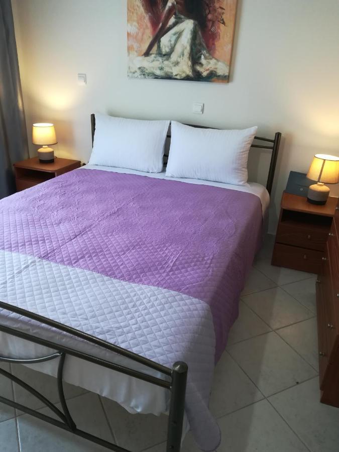 Apartment Ey Zhn Nea Chili Bagian luar foto